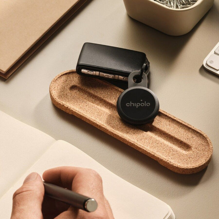 Localizator Bluetooth Chipolo LOOP, Autonomie 6 luni, Reincarcabil, Compatibil Apple si Android